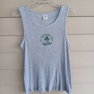 2003 Old Navy St. Patricks Day Gray Tank Top. Size Large
